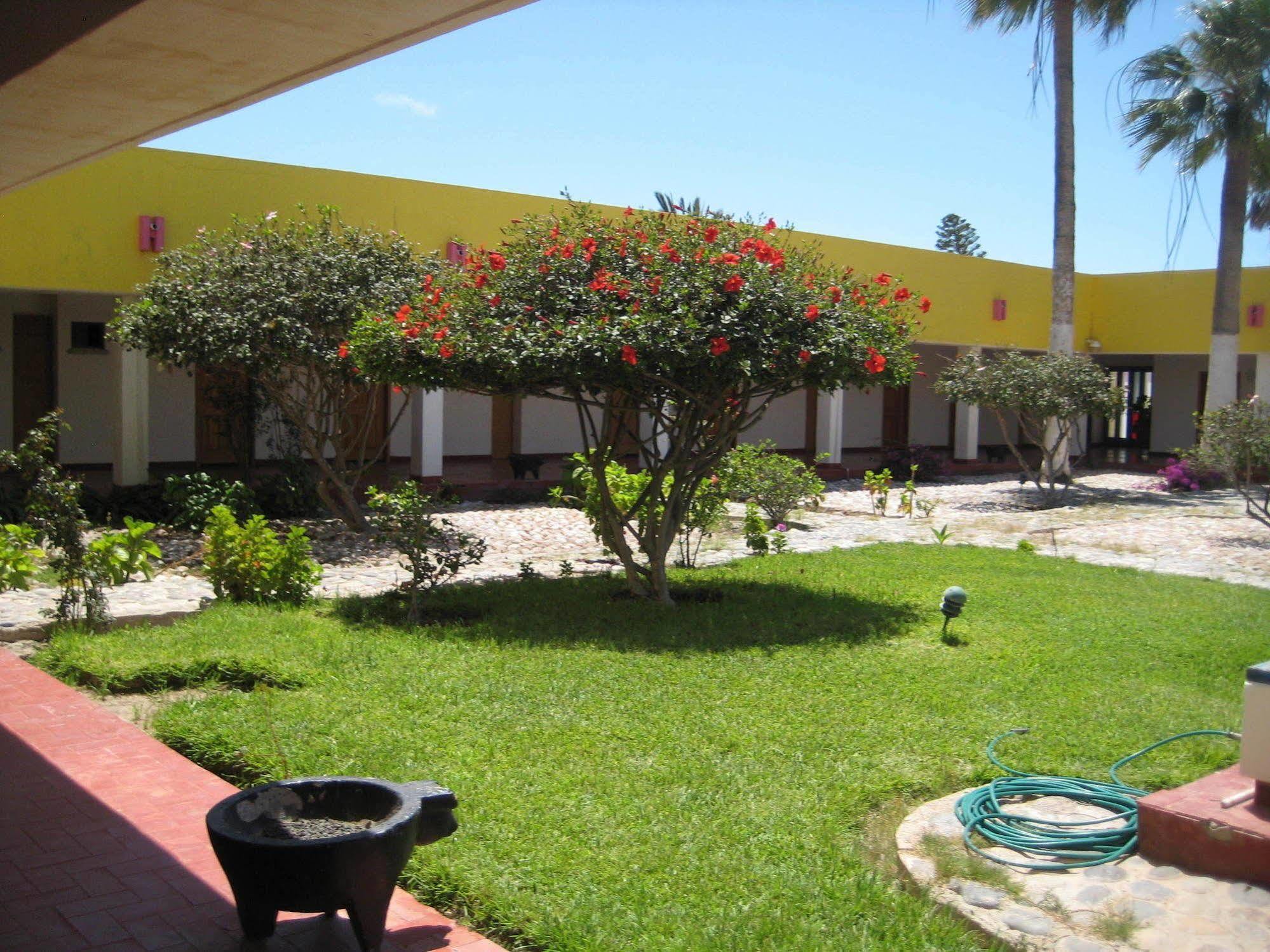 The Halfway Inn Guerrero Negro Dış mekan fotoğraf